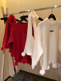 Miu Miu nowo przybycie Królik futra pom-pom dzianinowy sweter i szalik zestaw (dwóch części zestaw) -5386  